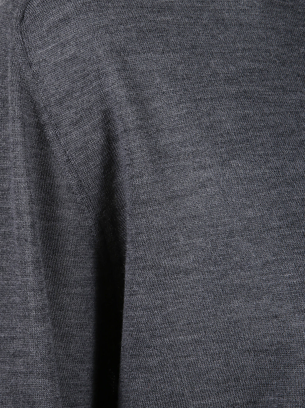 ANGUS FINE KNIT SWEATER