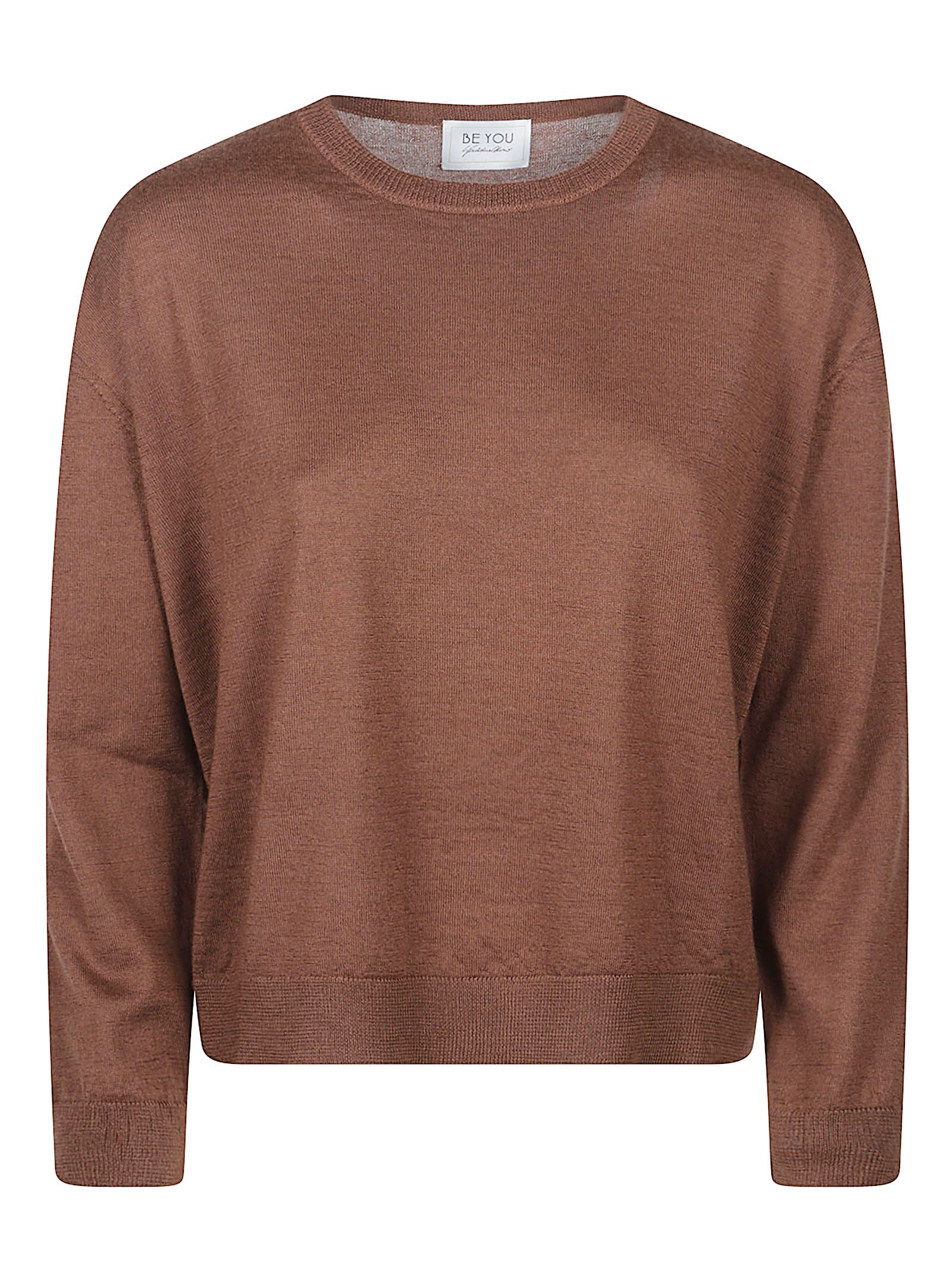 ROUND NECK