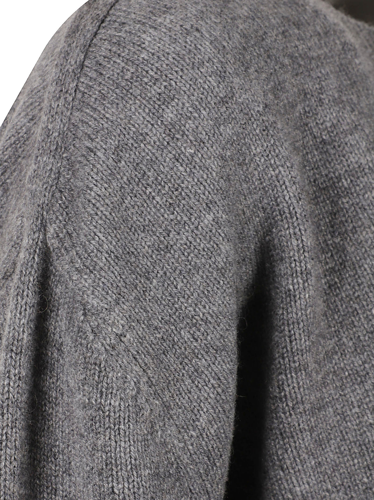 ROUND NECK