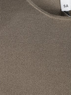 SCULPTED SHOULDER TOP